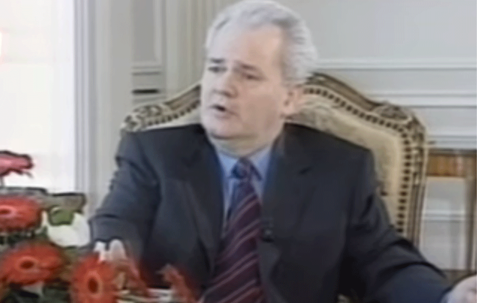 ZLA KOB! Sve <span style='color:red;'><b>porodične tragedije</b></span> Slobodana Miloševića pre njegovog uspona na vlast: Otac mu je PREZIRAO komuniste, cela porodica mu se UBILA!