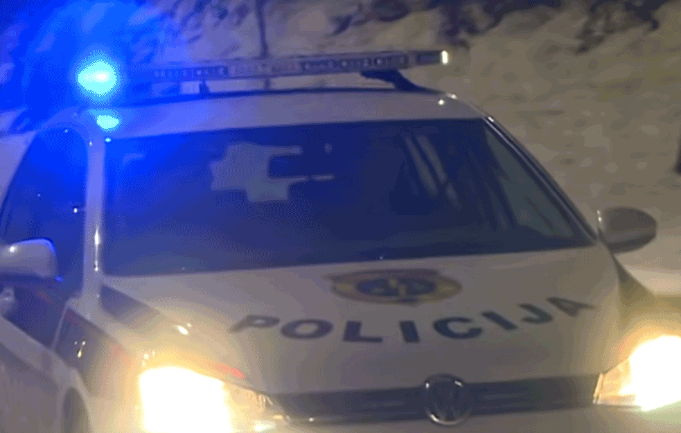 POLICIJA U ŠOKU: Majka (83) prijavila da je SILOVAO SIN, 'Za ovo ne sme ni <span style='color:red;'><b>crna zemlja</b></span> znati'! 