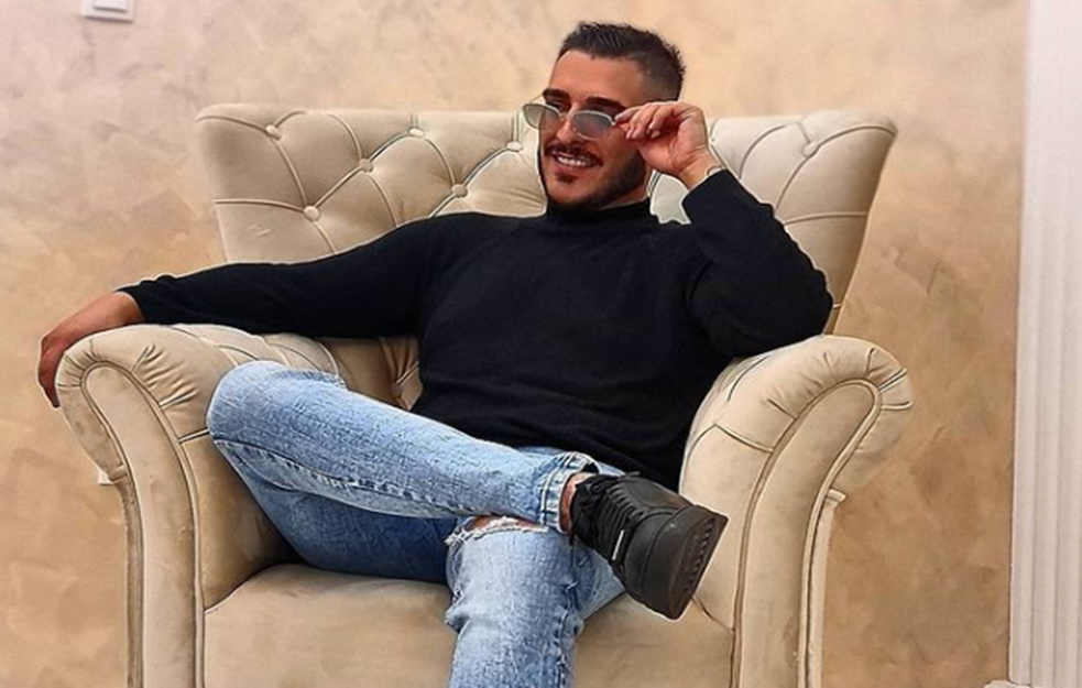 <span style='color:red;'><b>PRVA LJUBAV</b></span> DARKA LAZIĆA: Zbog ove devojke je 'IZGUBIO RAZUM', ostavila ga jer nije mogla da podnese PRITISAK (FOTO)