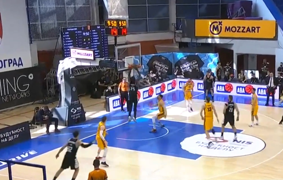 <span style='color:red;'><b>ABA LIGA</b></span>: Partizanov Amerikanac MVP aprila (VIDEO)