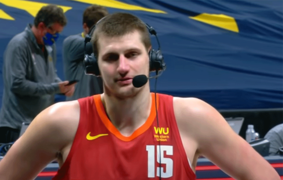 NE PRIZNAJU JOKIĆU DA JE MVP: Ovaj <span style='color:red;'><b>NBA liga</b></span>š sramno napao Nikolu i proglasio OVOG IGRAČA za NAJBOLJEG! (FOTO)