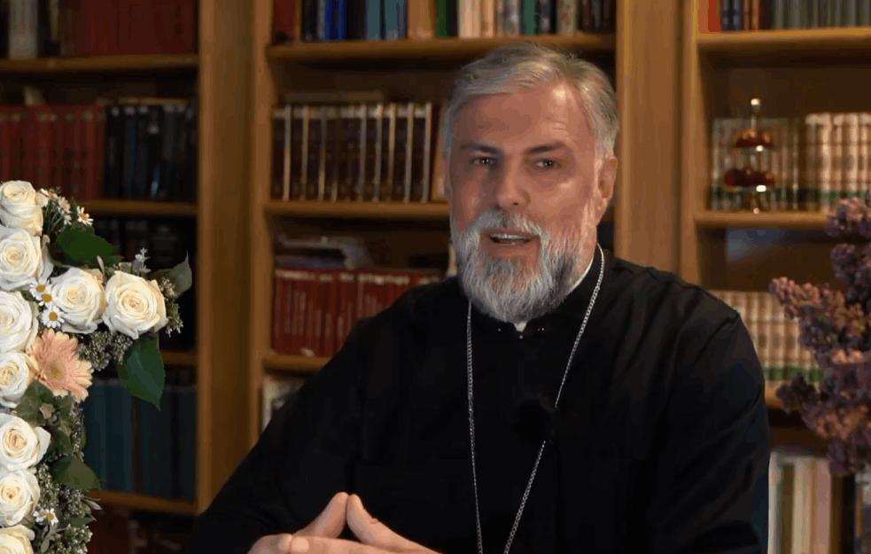 Vladika GRIGORIJE uputio USKR&Scaron;NJU POSLANICU (VIDEO)