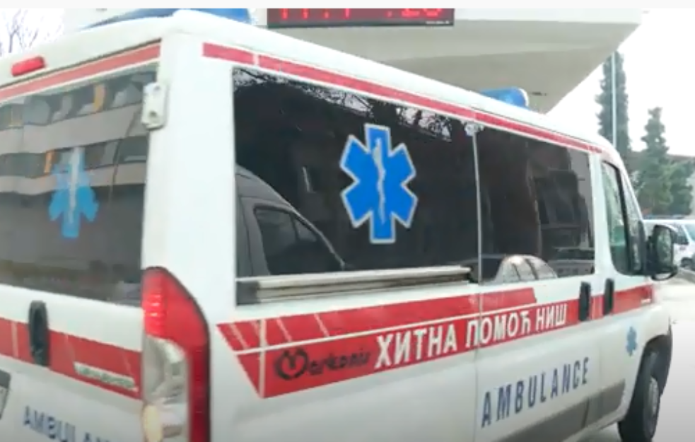 PREMINULA I ŽENA SUVOZAČ KOJA JE PODLEGLA POVREDAMA U SAOBRAĆAJKI KOD NIŠA: Lekari se bore za život njenog supruga!

