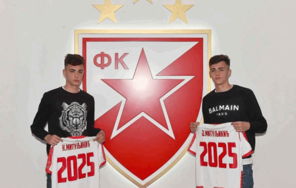 Ajaks skenira Zvezdine blizance