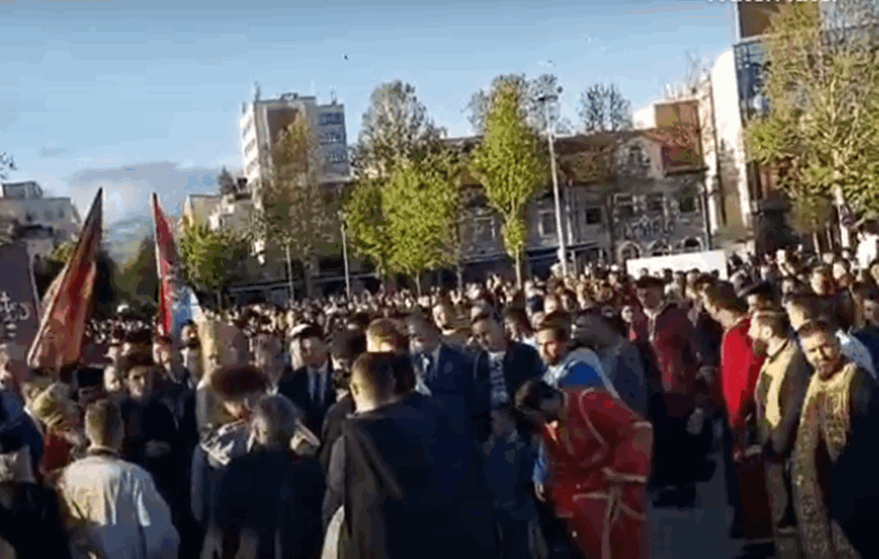 DESETINE HILJADA LJUDI NA LITIJI U NIKŠIĆU: Molitveni hod povodom praznika Svetog Vasilija Ostroškog (VIDEO)