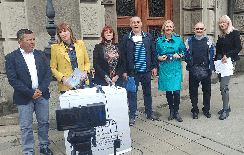 PRED VLADOM SRBIJE NASTAVNICI PITALI RUŽIĆA: 'ZA KOGA RADI MINISTARSTVO PROSVETE' I NAJAVILI MASOVNO OKUPLJANJE!
