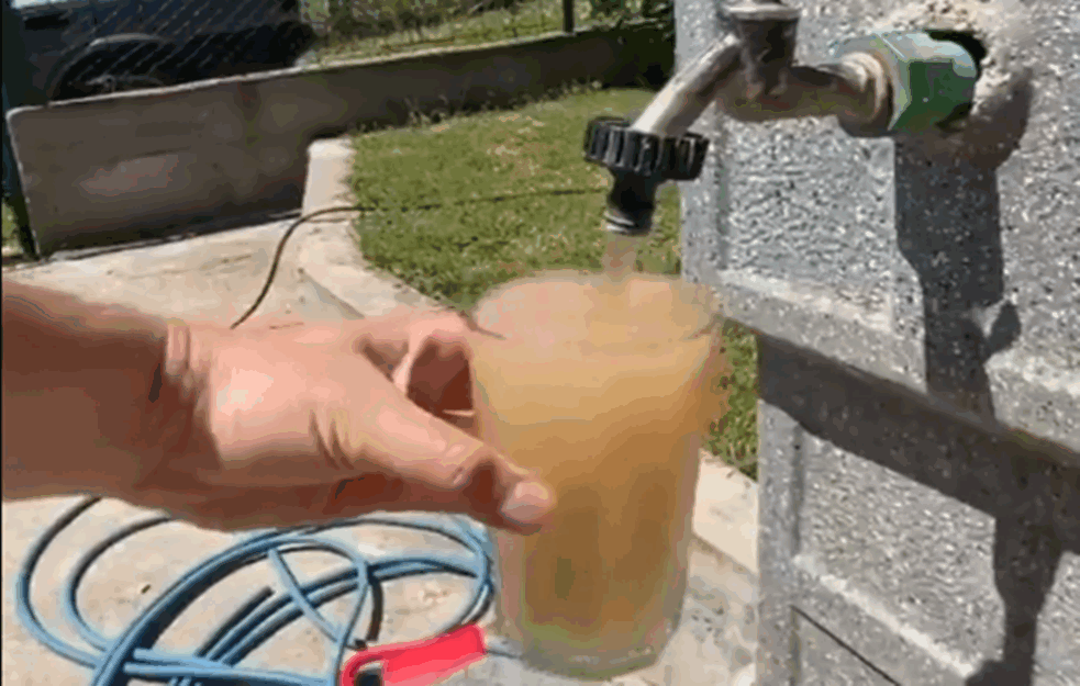 UŽAS! Voda u Grockoj izgleda strašno: Ovo definitivno NIJE ZA PIĆE (VIDEO) 