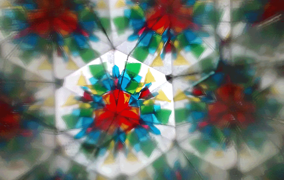 Igračka KALEIDOSKOP koja se nikada ne preraste