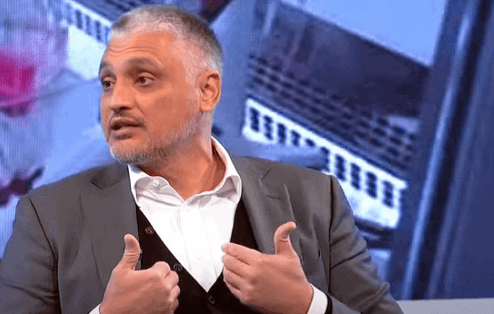 TVRDNJE DA JE ČEDA INSCENIRAO INCIDENT SA NAVIJAČIMA SVE GLASNIJE: Lider <span style='color:red;'><b>LDP</b></span>-a samo hoće da vrati svoje OBEZBEĐENJE?!  