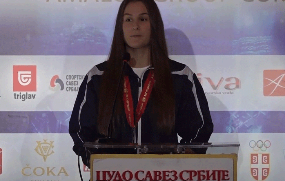 ANJA OBRADOVIĆ OSVOJILA BRONZANU MEDALJU na SP u Budimpešti!

