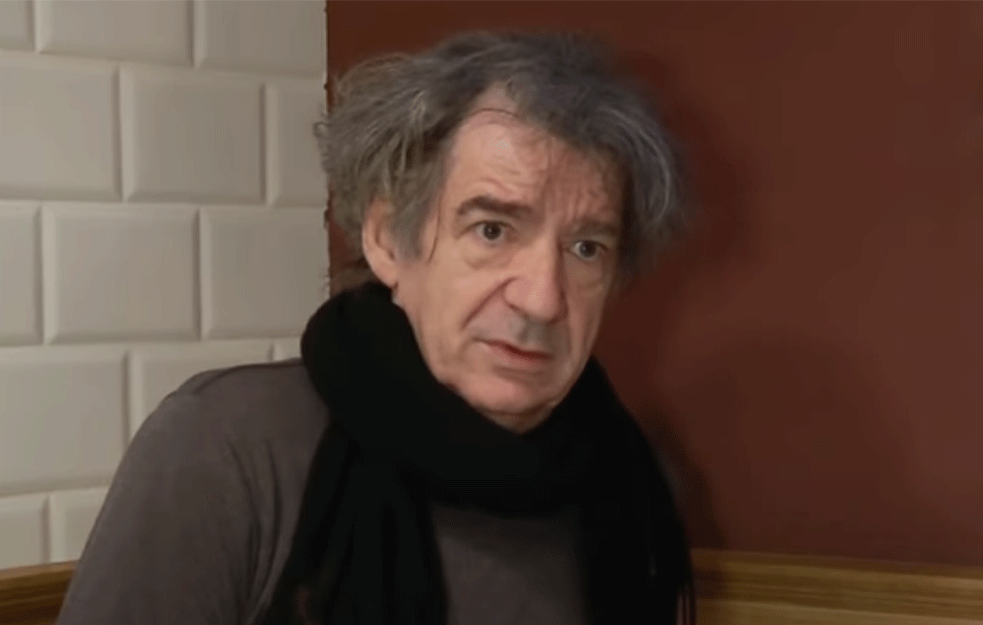 MIKI MANOJLOVIĆ O SINU: Kao i svim dečacima u tom uzrastu, čupam mu reči iz usta! ISKUSTVO JE NEPROCENJIVO i zato je veoma važno da se što pre odvoje od roditelja!