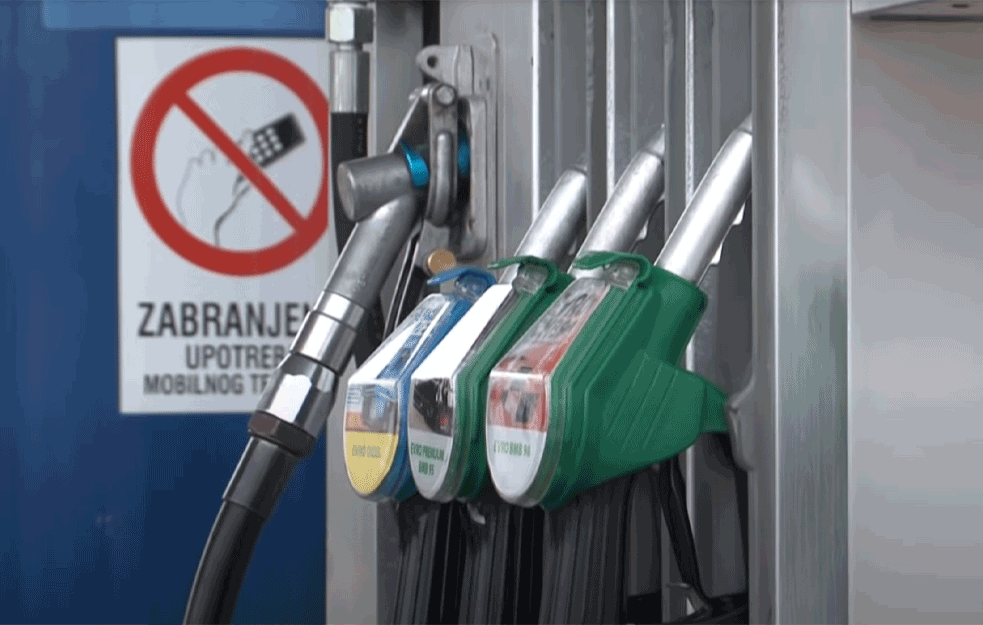 NOVI UDAR NA KUĆNI BUDŽET GRAĐANA! Vrtoglavi skok na berzama donosi novu cenu goriva na domaćim pumpama