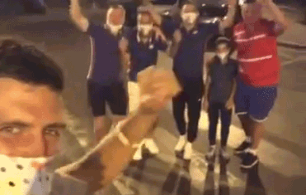 OVAKO SLAVI NOLE ŠAMPION: Grle ga i ljube i PARIŽANI I BEOGRAĐANI! (VIDEO) 