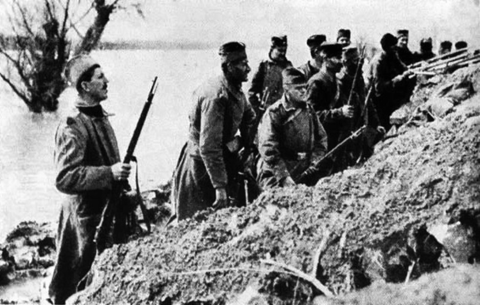 NAŠI PRECI NISU IMALI ČEGA DA SE STIDE: Medalja pobede, <span style='color:red;'><b>svedočanstvo</b></span> da je Srbija uvek ratovala na pravoj strani (FOTO)