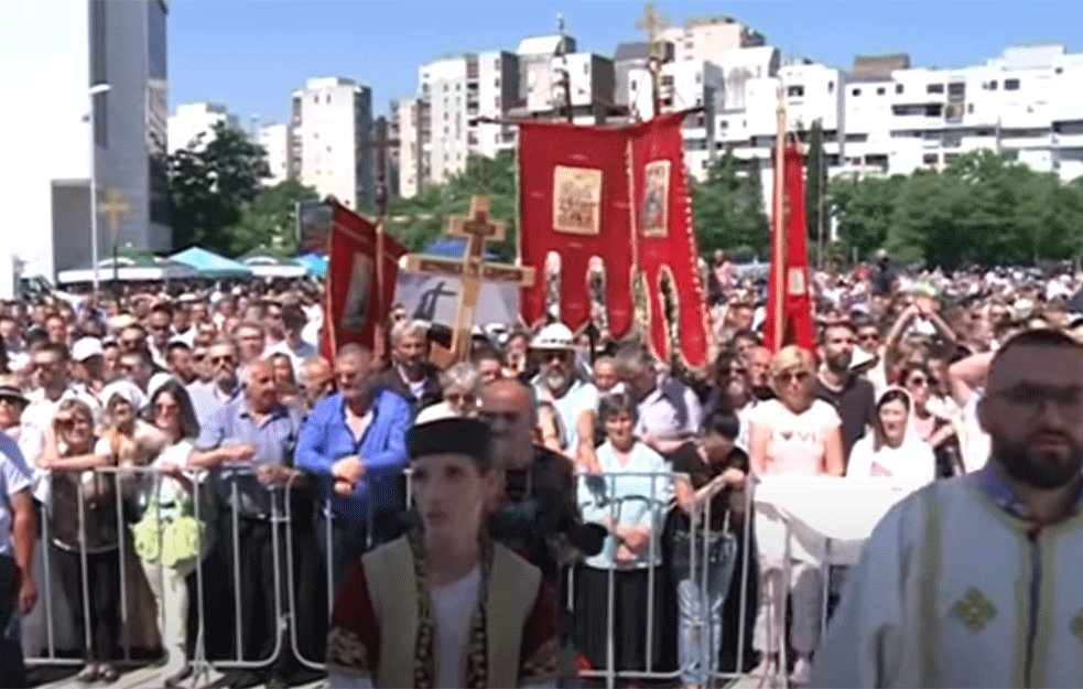 Najmasovniji skup u istoriji Crne Gore: Dan SVETE TROJICE, praznik kad su se građani zakleli da će čuvati i braniti Svetinje kao zalog za bratsko pomirenje i umnožavanje ljubavi