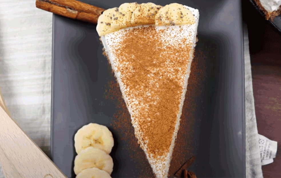 RECEPT ZA ČIZKEJK OD BANANE: Obožavaćete ovaj zanimljivi spoj ukusa! (VIDEO) 