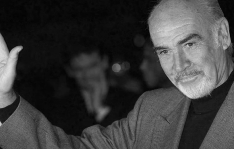 FILMSKA <span style='color:red;'><b>GARDEROBA</b></span> ŠONA KONERIJA PRODATA NA AUKCIJI: Čak 7.000 funti za odela Džejmsa Bonda