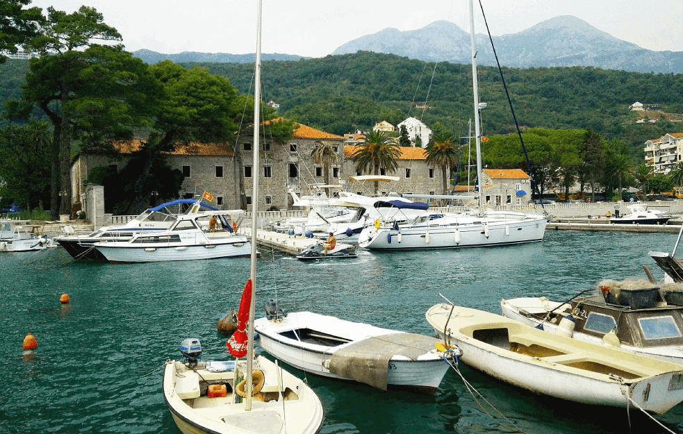<span style='color:red;'><b>HERCEG NOVI</b></span> NE MIRUJE! Novi potresi u Bokokotorskom zalivu!
