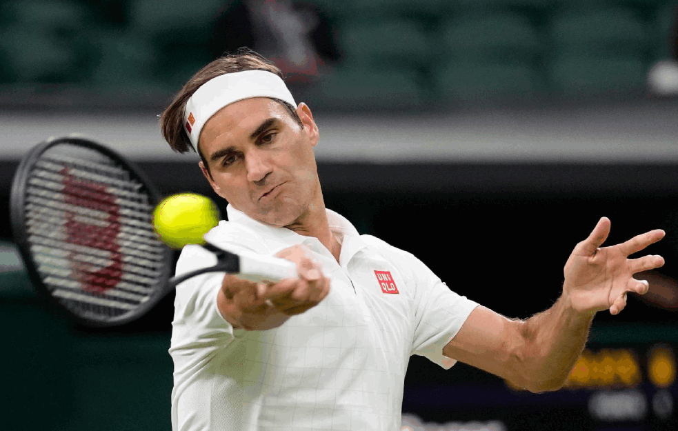 FEDERER TOTALNO POSRNUO: Reklama za skupoceni sat i BLAMAŽA VEKA! (VIDEO)
