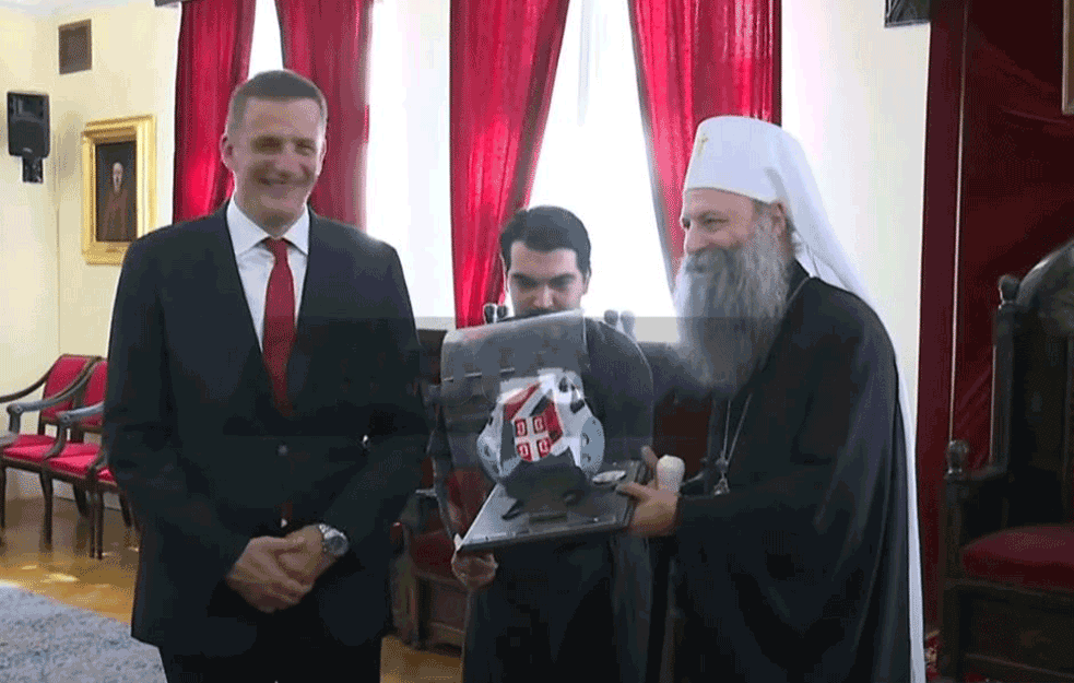 VATERPOLISTI DOBILI BLAGOSLOV! Patrijarh primio reprezentativce pred put na Olimpijadu! (FOTO)
