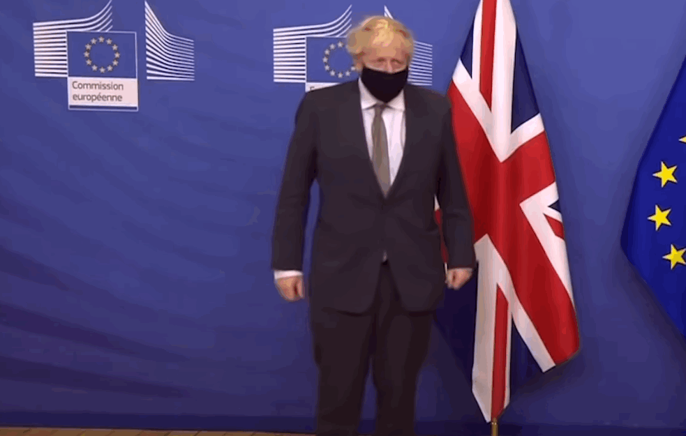 DŽONSON UVODI RED U NOĆNI ŽIVOT BRITANACA :Vakcinacija kao uslov za ulaz u <span style='color:red;'><b>diskoteke</b></span> i noćne klubove