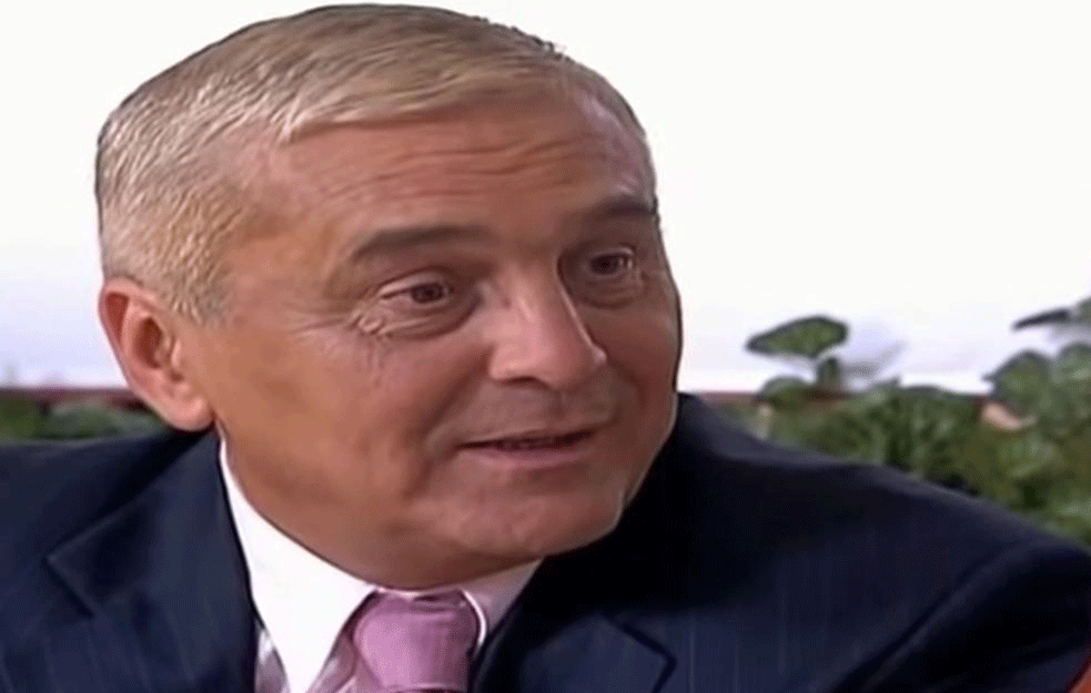 REČI LEGENDE KOJE NEĆEMO ZABORAVITI: <span style='color:red;'><b>Danilo Lazović</b></span> je predlagao da se u školu uvede HAJDUČKO VASPITANJE - ovo je bila njegova zamisao! (VIDEO)