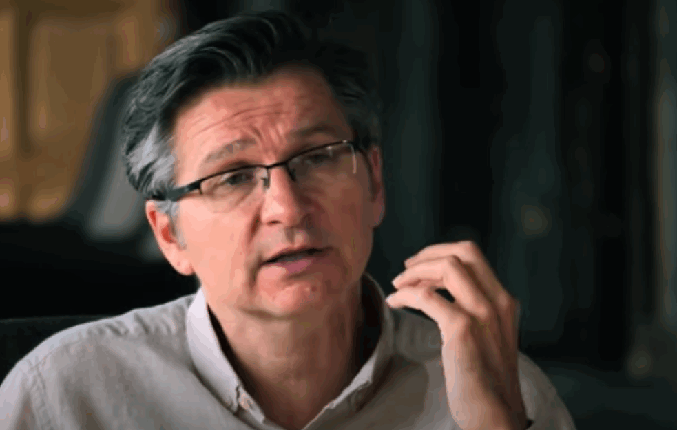 ISTORIČAR MILOŠ KOVIĆ: "Genocid" u Srebrenici - da bi se sakrio Jasenovac, da bi se sakrila Oluja!