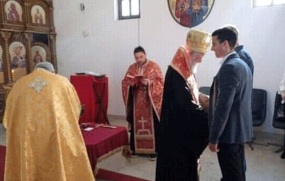RASPOP MIRAŠ SKLAPA ISTOPOLNE BRAKOVE PO NOVOM ZAKONU?! EKSKLUZIVNA FOTOGRAFIJA SA GEJ VENČANJA!
