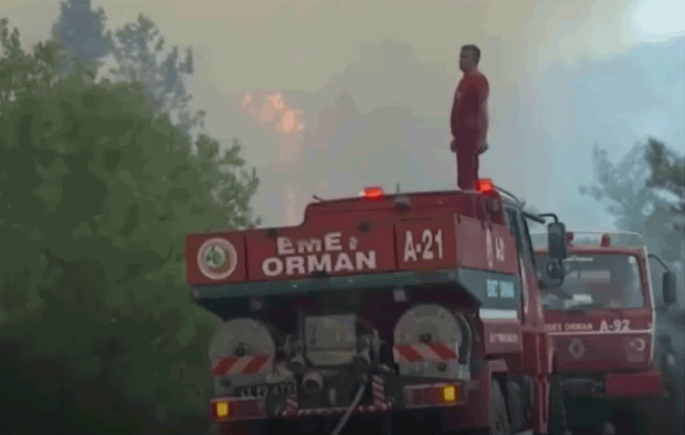 POŽAR NA MOKROJ GORI SKORO LOKALIZOVAN: Povređenih nema, ali OVAJ deo ostaje KRITIČAN!  