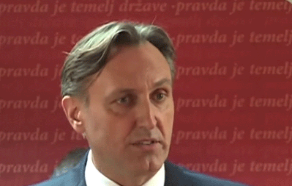 NIŠTA OD PENZIJE! Ranko Krivokapić će morati da vrati primljeni novac! 