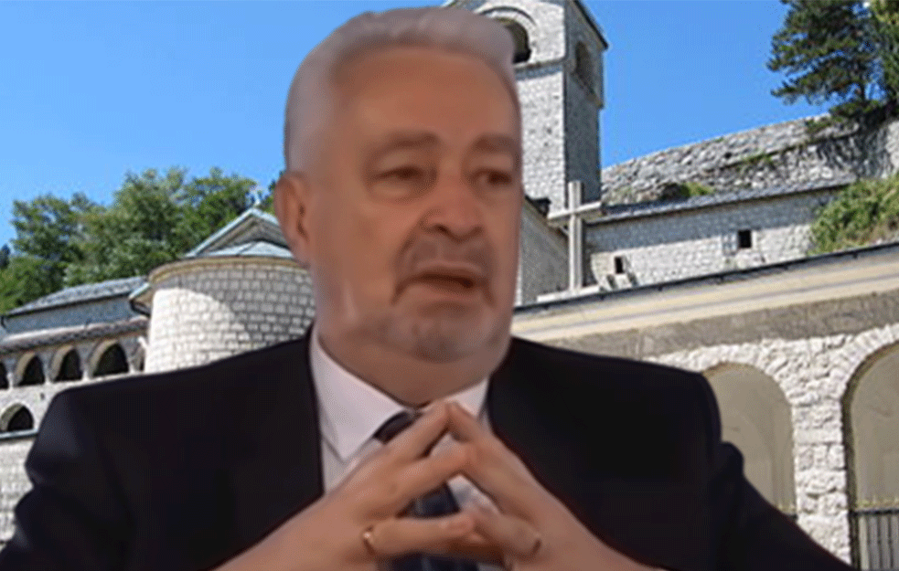 "NEĆU DOĆI NA CETINJE DA BI MASKE PALE DO KRAJA"! Krivokapić detaljno objasnio razlog svog nedolaska na Joanikijevo ustoličenje