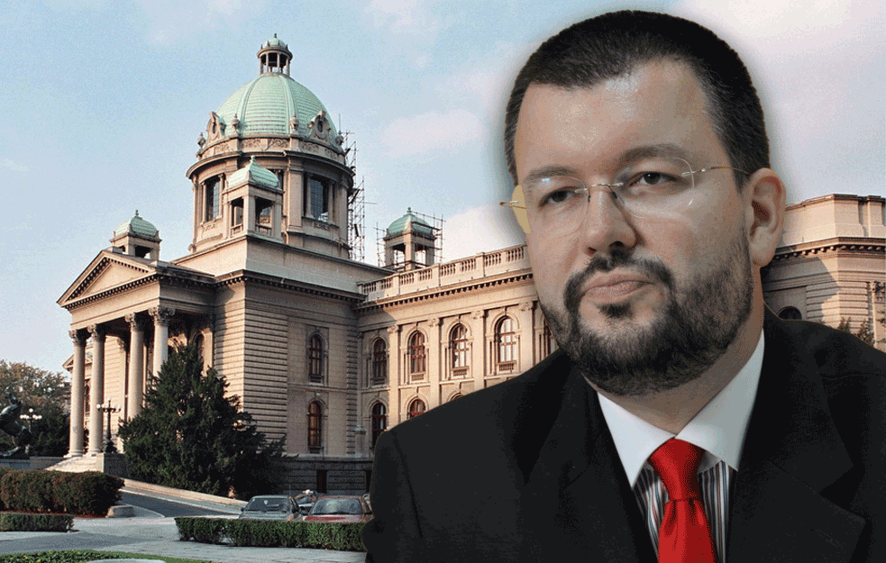 KO NIJE PUSTIO ANTIĆA U SKUPŠTINU? I reporteri `Glasa` IZBAČENI iz Skupštine! (VIDEO)
