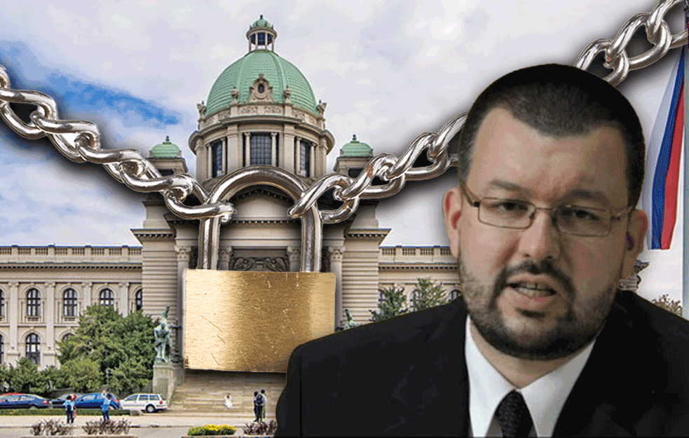 SKUPŠTINA KAO ZABRANJENI GRAD! Nakon izbacivanja ČEDE ANTIĆA, pitanje je samo jedno: ČIJI JE PARLAMENT SRBIJE? (VIDEO)