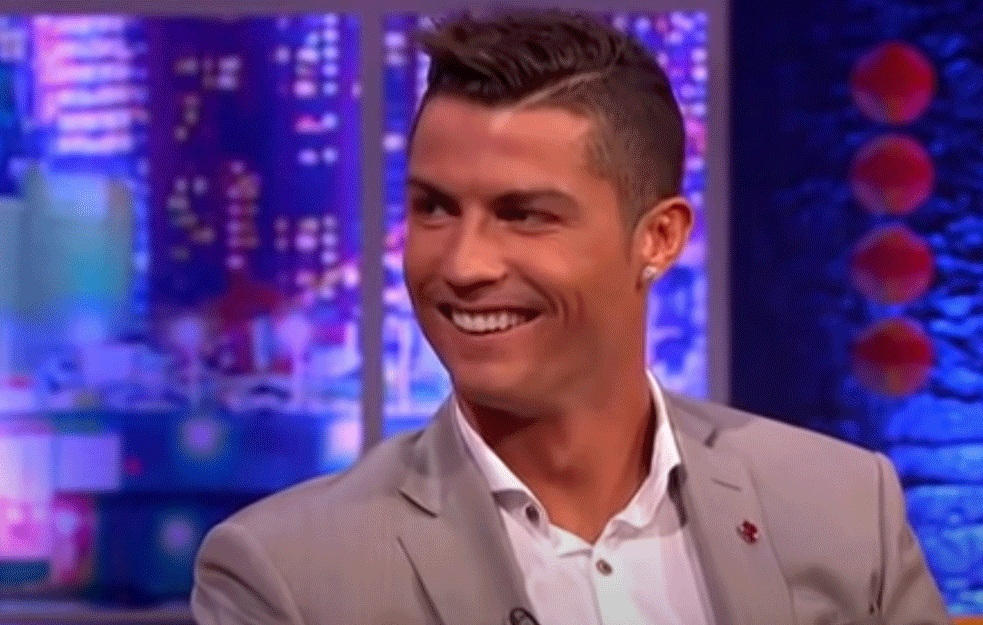 RONALDO BI SUTRA MOGAO DA DEBITUJE ZA MANČESTER JUNAJTED: <span style='color:red;'><b>Old Traford</b></span> će biti pun kao čep, svi žele da vide ikonu kluba! (FOTO)