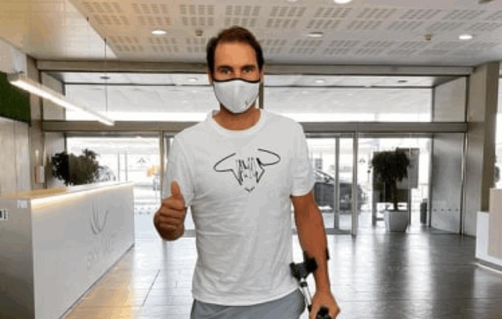 NADAL SE OGLASIO PRVI PUT POSLE OPERACIJE: U scenariju nije bilo da danas hramljem, stvari su sve komplikovanije! 

