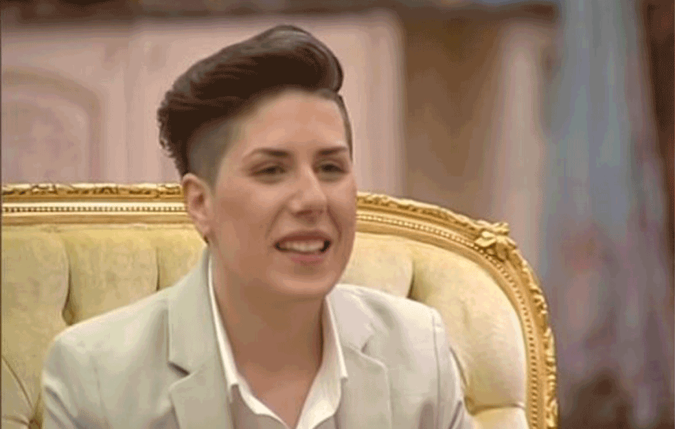JOVANA TOMIĆ MATORA BILA U VEZI SA UDATIM PEVAČICAMA: Zadrugarka ponovo šokira!