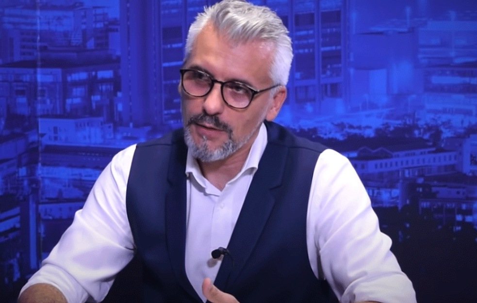 SAŠA BOROJEVIĆ: Da li mi više vodimo računa o našim automobilima ili o sebi? (FOTO)

