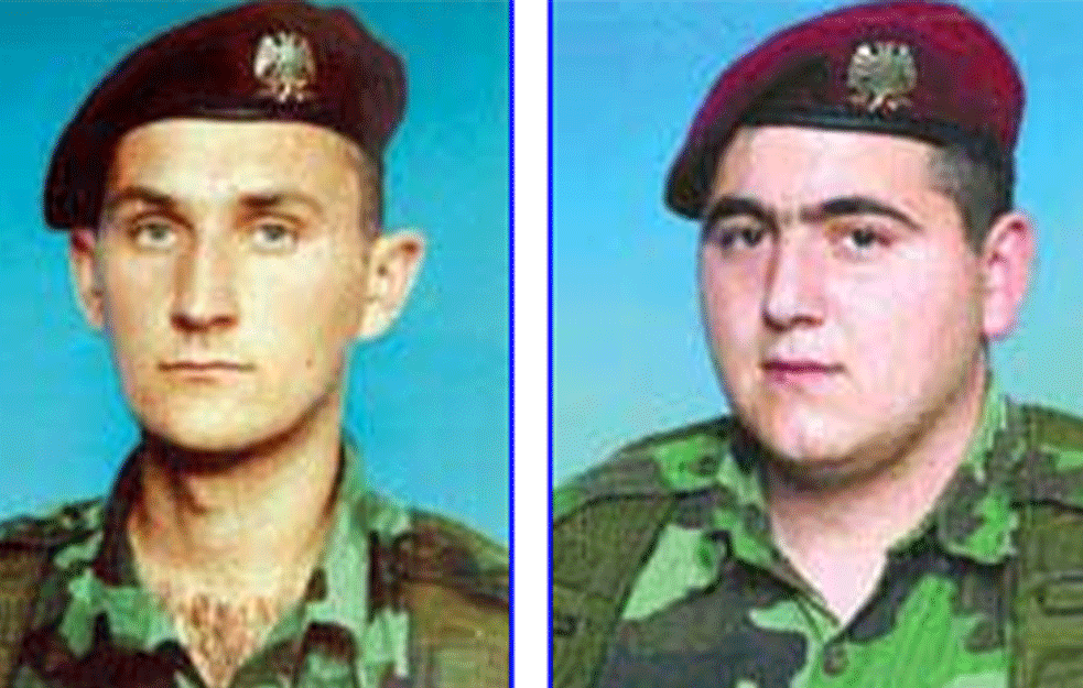 Prošlo je 17 godina od pogibije gardista DRAGANA JAKOVLJEVIĆA i DRAŽENA MILOVANOVIĆA