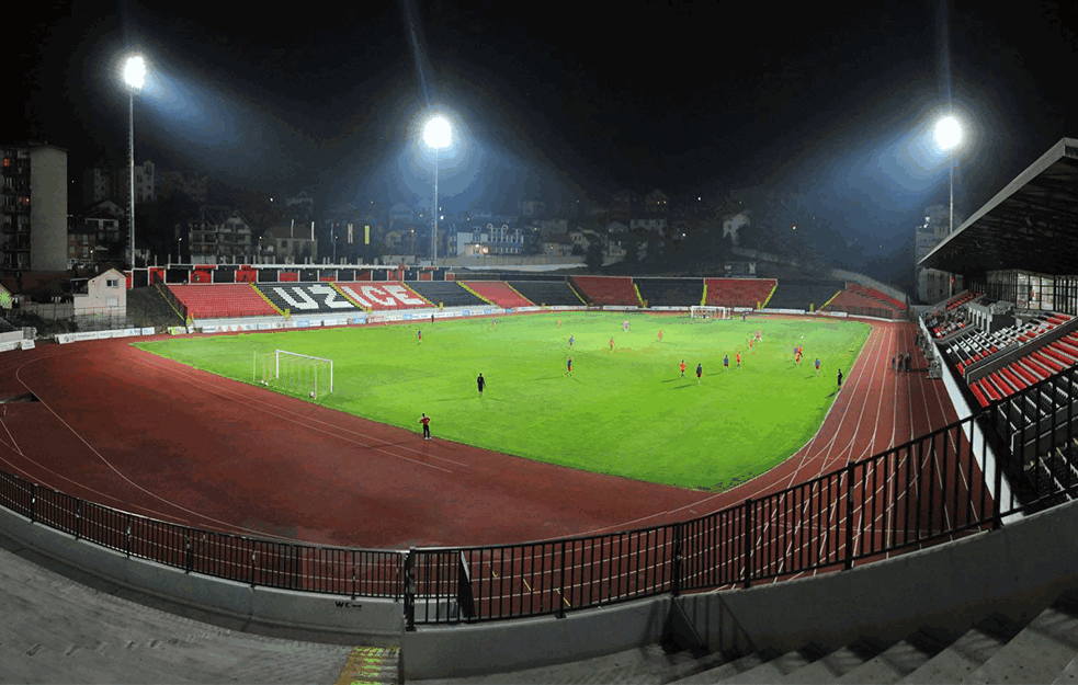 SRBIJA OVAKO NEŠTO NIJE VIDELA! Udario svog trenera, pa POBEGAO sa stadiona