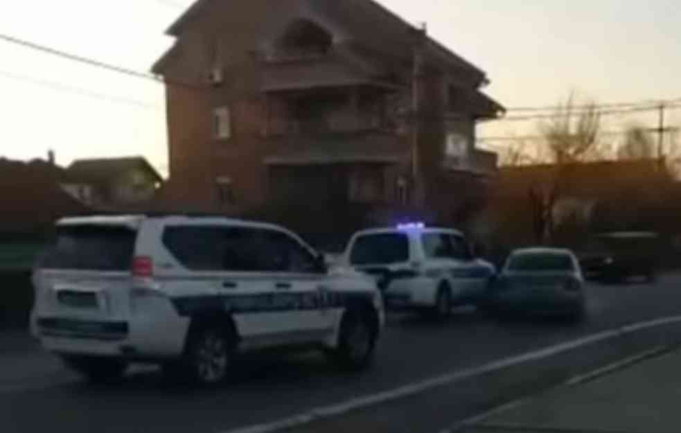 KRIMIĆ UŽIVO! SNIMAK DRAMATIČNE POTERE U ZEMUNU! Pokušao da pobegne od policije, jurili ga džipovi interventne! (VIDEO) 