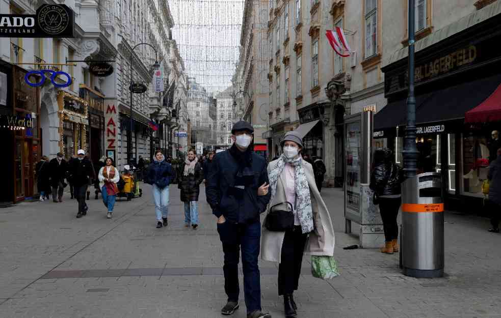ANTIVAKSERI U KRSTAŠKOM POHODU! Vakcina protiv korone u pijaćoj vodi