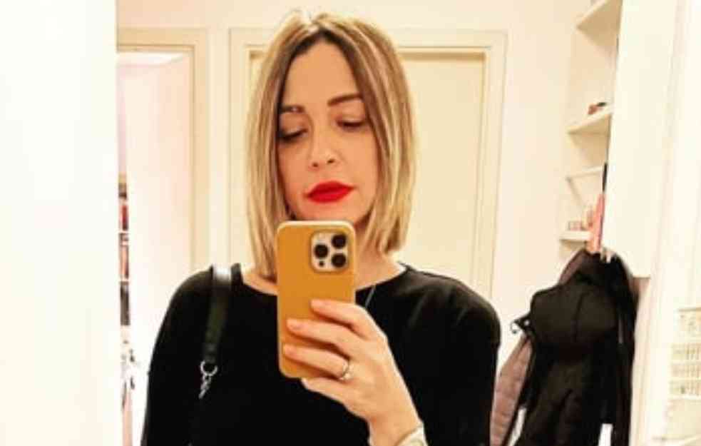 POKAZALA STOMAK U DEVETOM MESECU TRUDNOĆE! Marijana Mićić fotografijom oduševila sve (FOTO) 
