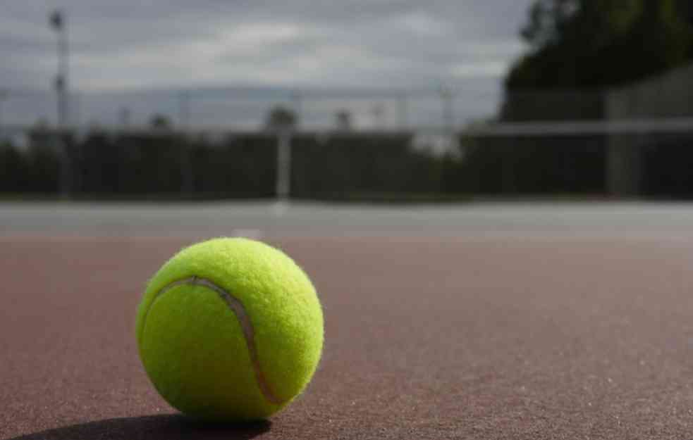 LEGENDO, LAKA TI CRNA ZEMLJA! Tužna vest za tenis, NEMA VIŠE osvajača 21. Gren slema! (FOTO+VIDEO)