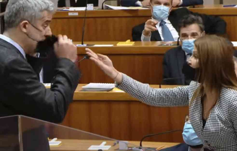 POTPUNI HAOS U HRVATSKOM SABORU! Sram vas bilo, paraziti! To reci Milanoviću, kukavico jedna! (FOTO+VIDEO)