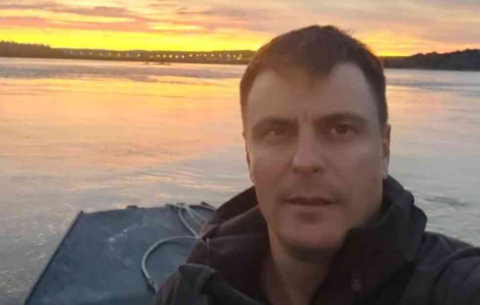 VUK KOSTIĆ NAPUŠTA BEOGRAD! Sa njim kreće još jedan glumac, posvetiće će sasvim drugom poslu (FOTO)