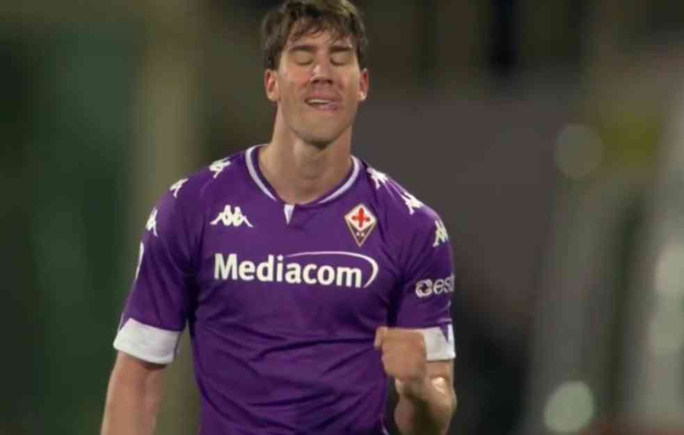 VLAHOVIĆ STIGAO RONALDA! Srpski bombarder ITALIJANSKI REKORDER, nema odbrane koja može da ga zaustavi!