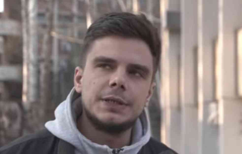 DRAMA U NOVOM SADU! POZNATI JUTJUBER PRETI SAMOUBISTVOM! Zvezda Dnevnjaka sve snima i prenosi na Tik Toku (VIDEO) 