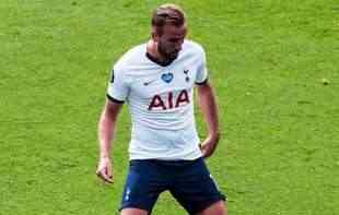 ENGLEZI NAJURENI IZ EVROPE! <span style='color:red;'><b>Totenhem</b></span> skupo platio koronu, UEFA bez milosti