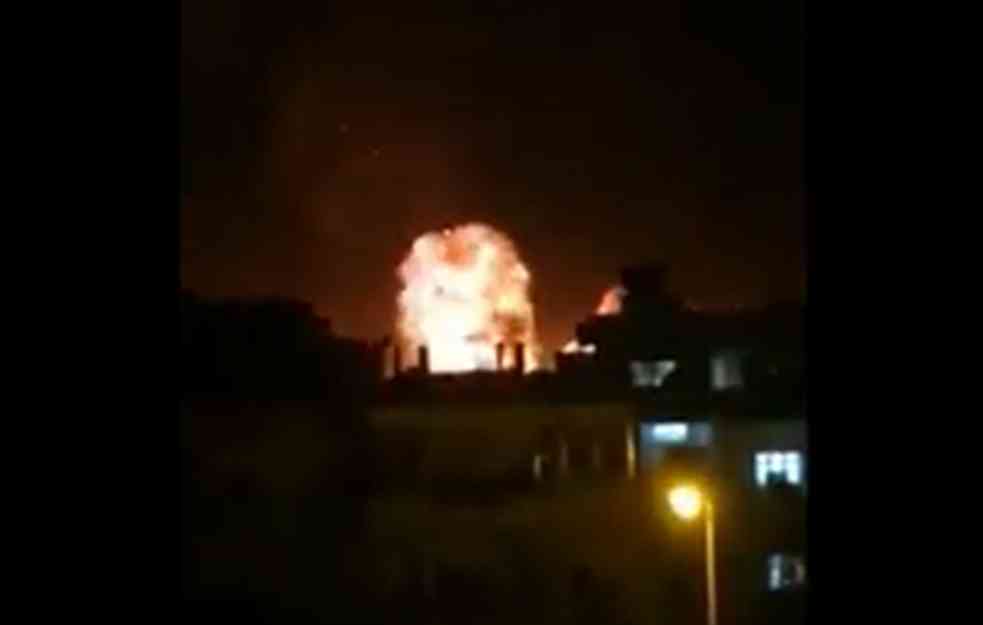 IZRAEL BOMBARDOVAO SIRIJU! Raketirana luka, usledio žestok odgovor: TU JE I RUSKA VOJNA BAZA (VIDEO)