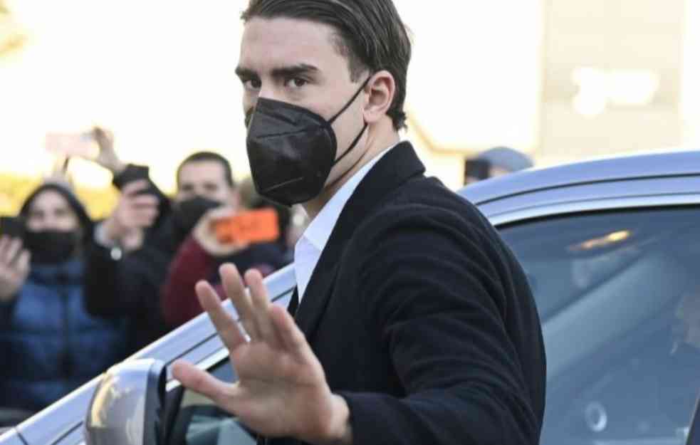 FIORENTINA NE PRAŠTA VLAHOVIĆU: Hteo je da uništi klub! Nije hteo ni da se pozdravi